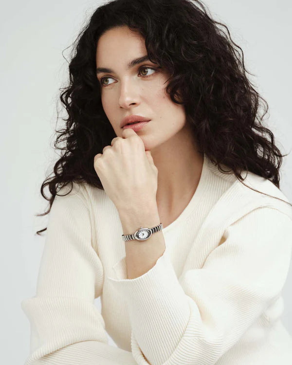 Mockberg Belle Oval Petite