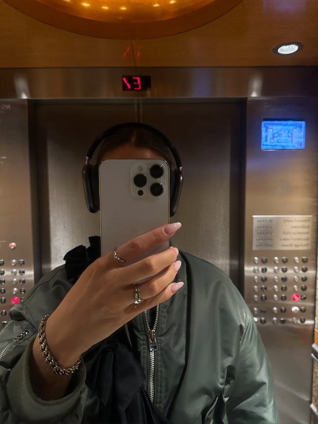 ELÍ2107 - 1104 by MAR